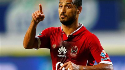 وليد سليمان يسجل الهدف الأول للأهلي أمام الترجي من ركلة جزاء