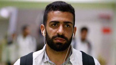 نقل مدافع سموحة للمستشفى بعد إصابته أمام الداخلية