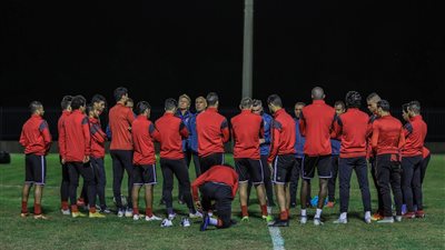 الأهلي يبدأ مرانه الأخير في تونس بقراءة الفاتحة