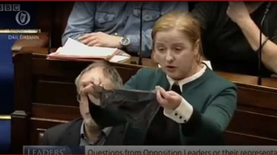 “هى كانت لابسة إيه؟”.. البرلمان الأيرلندي يناقش الملابس الداخلية لفتاة تم اغتصابها (فيديو)