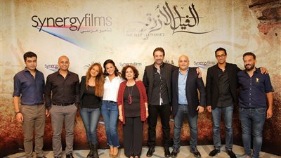 أبطال الفيل الأزرق2 يحتفلون ببدء التصوير اليوم (صور)