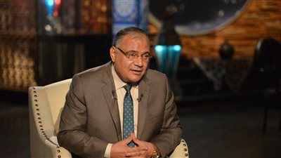 سعد الهلالي يجيز المساواة بين الذكر والأنثى في الميراث.. والأزهر يتبرأ منه (فيديو)