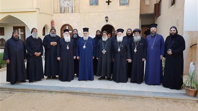جولات مكثفة لوفد الكنيسة اليونانية بالأديرة القبطية