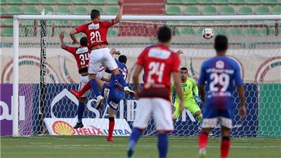 الأهلي يحسم الشوط الأول أمام بتروجت بهدف أحمد الشيخ (فيديو)