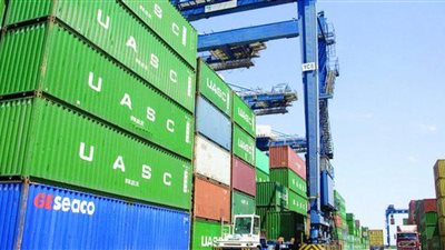 المستوردين لـ”القاهرة 24″: رفع الدولار الجمركي ليس فى مصلحة السوق المحلى.. وارتفاع فى الأسعار بنسبة 15%