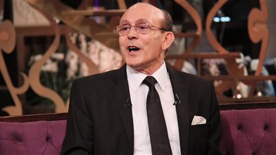 صبحي يلتقي مكرم محمد أحمد بعد ترشيحه للجنة الدراما
