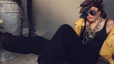 سميرة سعيد متألقة في جلسة تصوير بـ “الكاجوال” (صور)