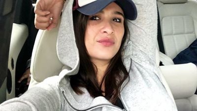 ياسمين عبد العزيز متألقة بعد الطلاق (صورة)