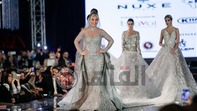 شاهد نيكول سابا بطلة عرض هاني البحيري بفستان قيمته ١٠ مليون دولار (صور)