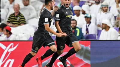 ويلينجتون يتفوق على العين الإماراتي بثلاثية بالشوط الأول (فيديو)