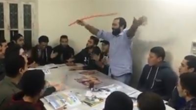 أول تعليق من “التعليم” على المدرس الراقص (فيديو)