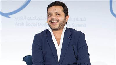 محمد هنيدي بصحبة ملكة الأردن (صورة)