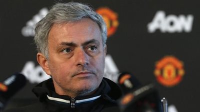 صحيفة بريطانية تكشف مصير “مورينيو” مع اليونايتد