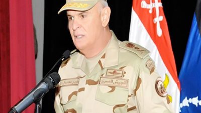 رئيس الأركان يشهد المرحلة الرئيسية لمشروع “إعصار 56” بالجيش الثالث