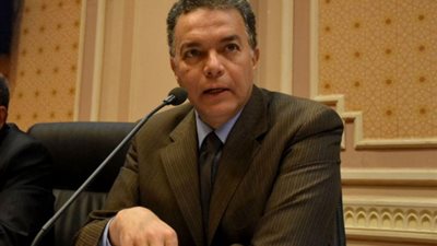 وزير النقل: خط المترو الأول صداع في رأس الوزارة (فيديو)