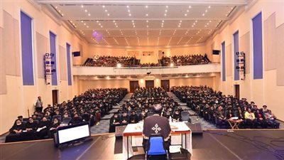 قداسة البابا تواضروس الثاني يلتقي بخدام لجنة البر