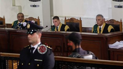 مبارك فى شهادة للتاريخ: أنا مسمعتش عن مخطط أمريكي لإحداث فوضى بالبلاد