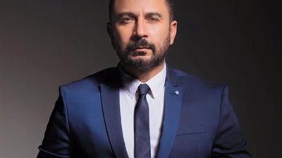 أحمد سعيد عبد الغني يكشف لـ “القاهرة 24” تشخيص حالة والده ويطلب من الجمهور الدعاء له