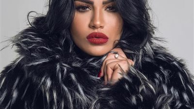 إسراء الببلاسى تمثل مصر فى مسابقة ملكة جمال الدول بالصين (صور)