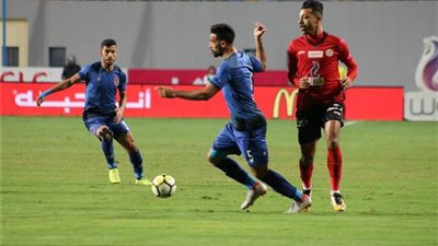 التعادل السلبي يسيطر على الشوط الأول من لقاء الأهلي و الداخلية