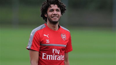 النني احتياطيا مع أرسنال أمام ليفربول بالدوري الإنجليزي