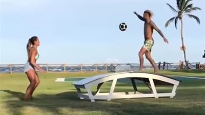 تحدي ناري بين نيمار و”ناتاليا جويتلر” (فيديو)