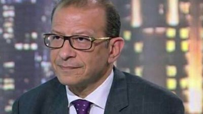 شاهد ظهور خاص لأشرف عبد العزيز وأسرته فى حفل عمرو دياب بالمنارة (صور)