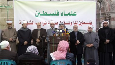 صحف غربية تتساءل.. هل أشعلت الحرب السورية الخلافات بين رابطة العلماء وجهات من المقاومة الفلسطينية؟