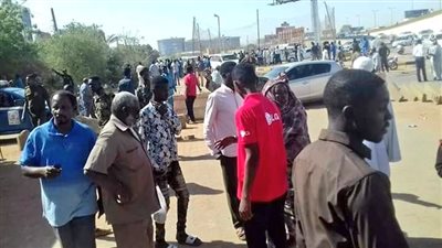 عاجل.. نجاة رئيس وزراء السودان من محاولة اغتيال في الخرطوم (صور)