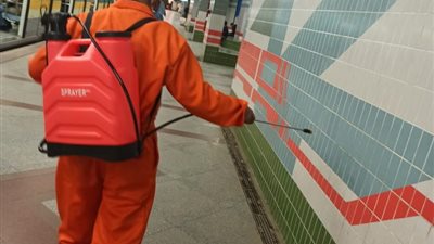 “النقل” تواصل الإجراءات الاحترازية للوقاية من فيروس كورونا (صور)