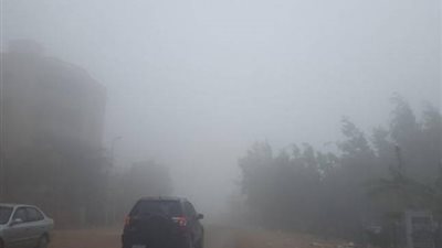 إغلاق طريق السويس أمام حركة السيارات بسبب سوء الأحوال الجوية