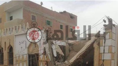 انهيار مسجد بسبب الطقس السيئ في سوهاج (صور)