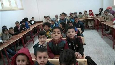 محافظ كفر الشيخ يقرر تعطيل الدراسة غدًا السبت بالمدارس ويستثني هؤلاء