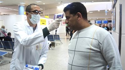 اقتراح بتصميم تطبيق يجمع الأطباء للمساهمة بتعريف المواطنين بأعراض الكورونا