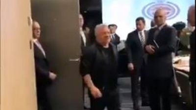 ملك الأردن يجري اختبار فحص فيروس كورونا (فيديو)