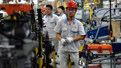 الصين تبدأ استئناف العمل في 90% من المؤسسات الصناعية بعد تراجع انتشار كورونا