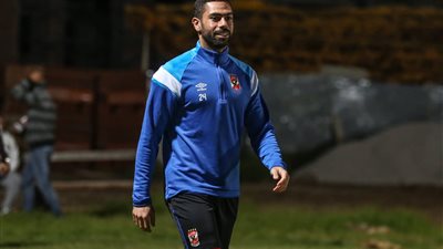 بيراميدز يوضح حقيقة التعاقد مع أحمد فتحي