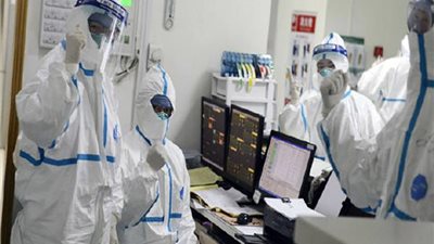 لـ12 شهرا.. ما سبب التناقض بين الصحة العالمية وشركات الدواء حول موعد إعلان علاج “كورونا”؟