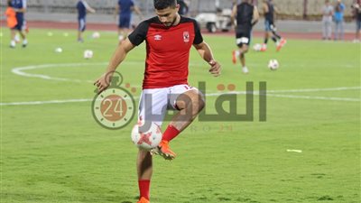 أيمن أشرف: وقعت للأهلي على بياض ولم أتردد لحظة في تمديد عقدي