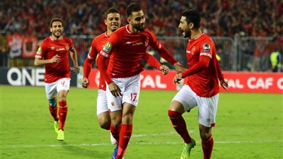 عمرو السولية: أيمن أشرف صمام أمان وعاشور أفضل خط وسط في مصر