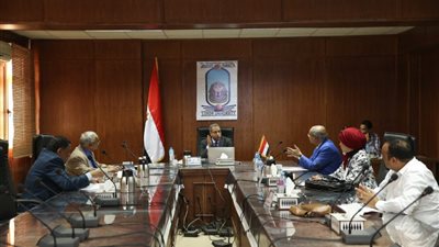 جامعة الأقصر تعفي طلاب المدن من المصروفات المستحقة خلال تعليق الدراسة