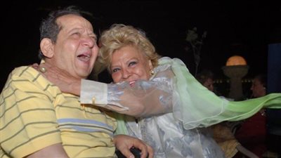 دلال عبد العزيز تكشف أسرار عن جورج سيدهم: “معرفش بوفاة نادية لطفي لحد ما مات” (فيديو)