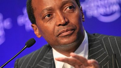 رئيس صن داونز يتبرع بـ57 مليون دولار لمكافحة فيروس كورونا