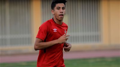 الرياضة فى زمن الكورونا.. عمار حمدي: “بتمرن في البيت والأهلي بطل الدوري حتى لو مكملش”