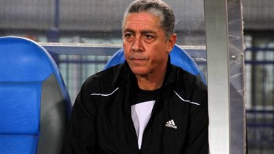 محمد عمر عن تعامل الأهلي مع حسام عاشور: “لا نمارس الاحتراف وكان لابد من التجديد”