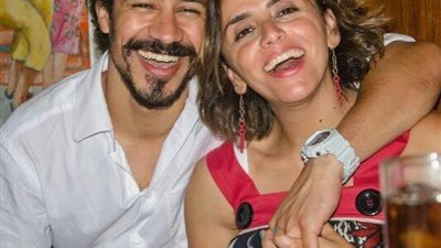 علا رشدي تحتفل بعيد زواجها بأحمد داوود وتتغزل فيه: “أطيب وأكرم راجل في الدنيا” (صور)