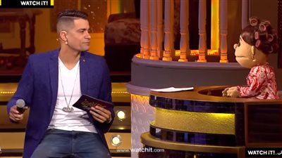 أبلة فاهيتا تسخر من حسن شاكوش: “مبروك الأسنان والبرفان والجاكيتة الجديدة”