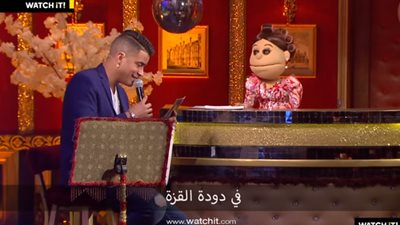 “ياما في الحظر ملايين”.. شاكوش يقدم ثلاثة مقاطع لكورونا على ألحان أغانيه مع “أبلة فاهيتا”