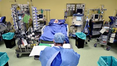 إيطاليا تُسجل 610 حالات وفاة جديدة بكورونا.. وارتفاع الوفيات لـ18279 شخصًا