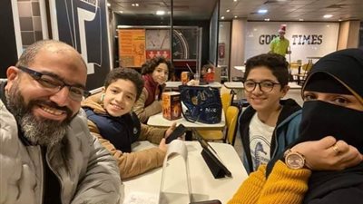 زوج متوفية كورونا ورضيعتها يروي تفاصيل الساعات الأخيرة لموتهما من داخل مستشفى العزل بالعجمي